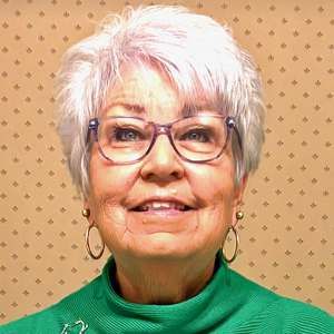 Meet your Posher, Janis